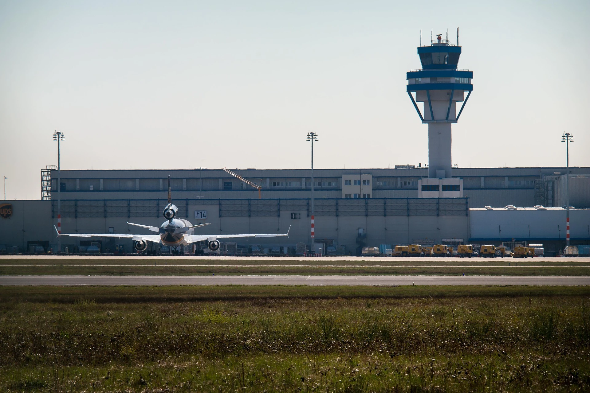 Parken am Flughafen Köln/Bonn