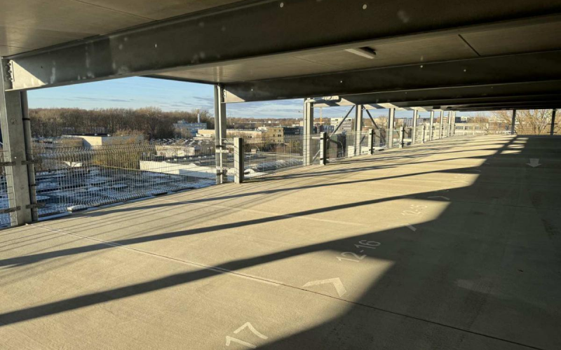 Parkhaus Park and Fly PRO