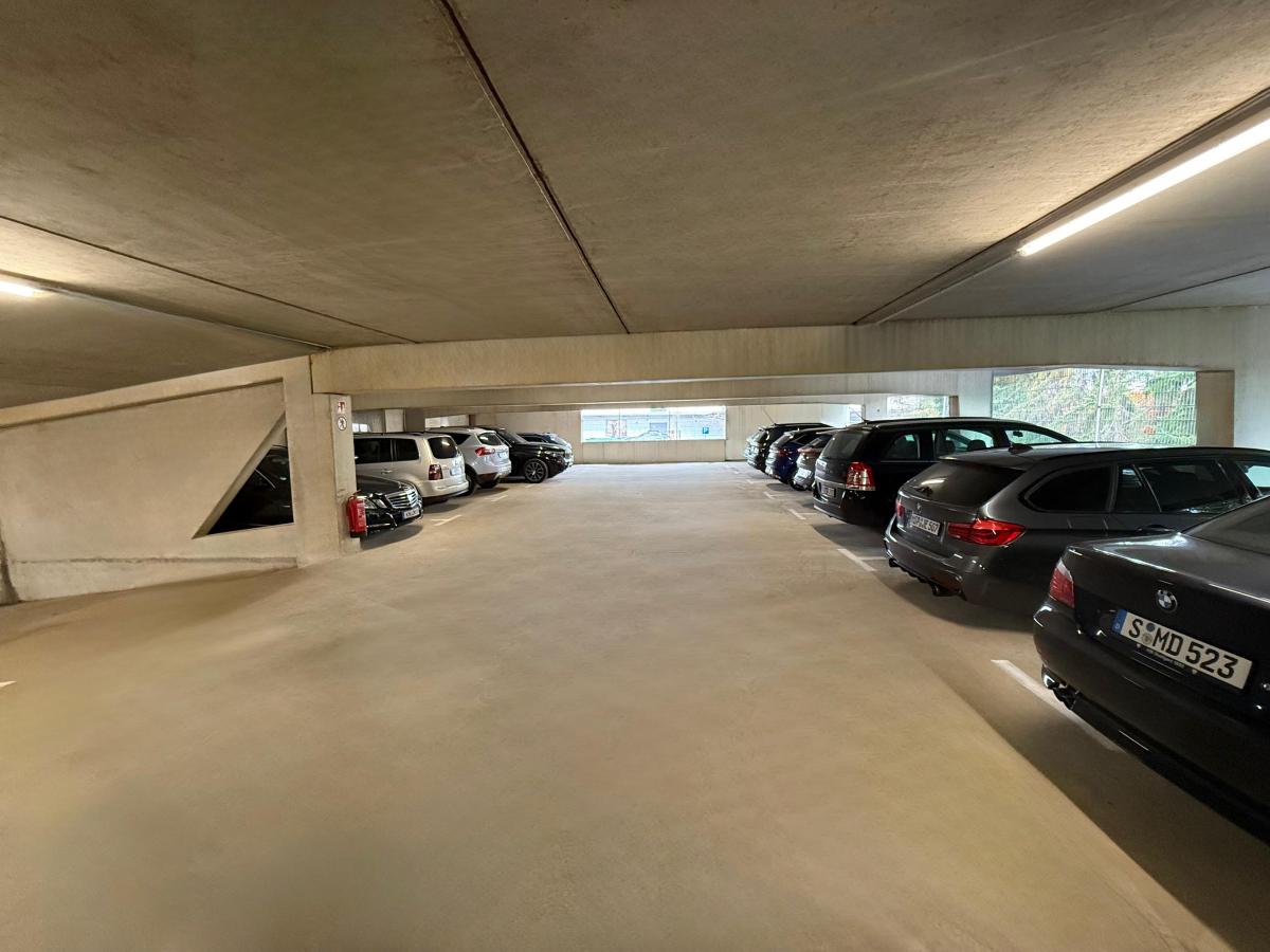 Parkhaus World Parking Shuttle Parkhaus