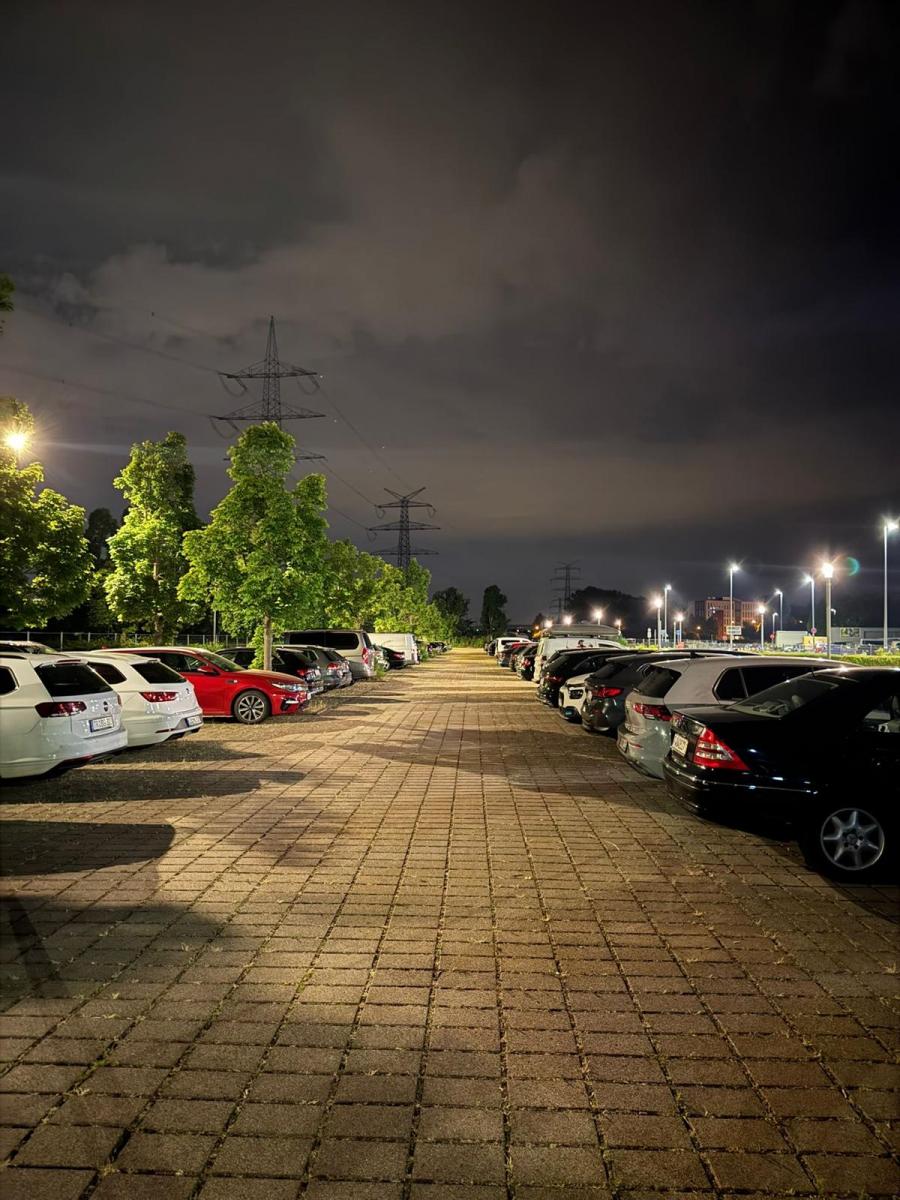 Außenparkplatz Flyparkservice