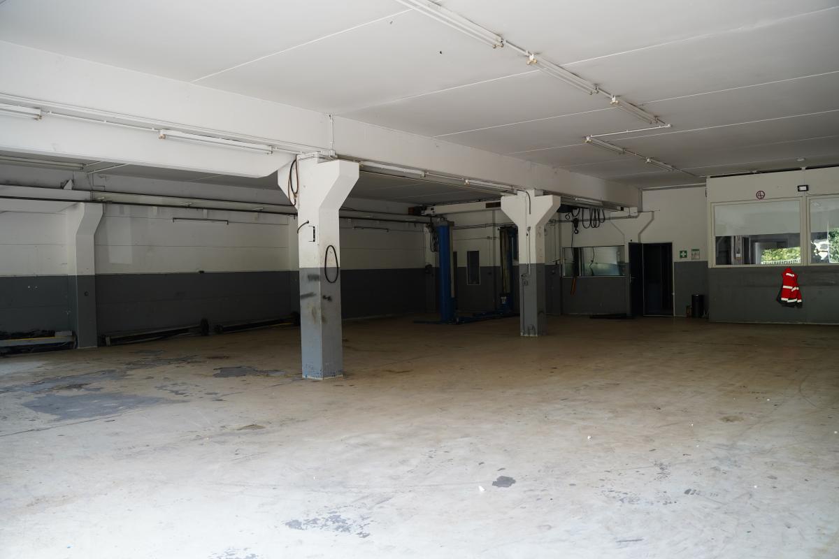 Hallenparkplatz Parkspar Halle Schlüsselmitnahme