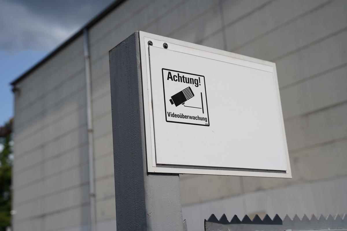 Hallenparkplatz Parkspar Halle Schlüsselmitnahme