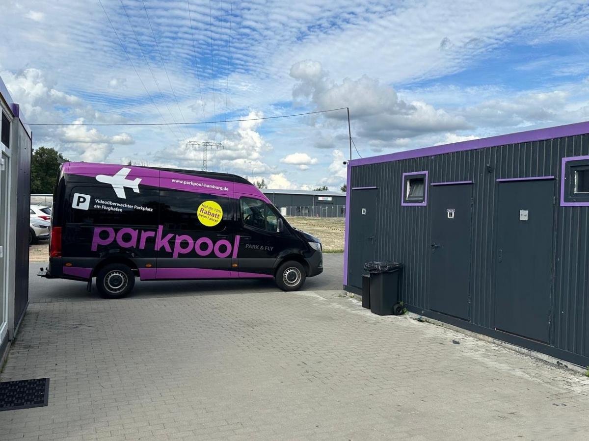 Außenparkplatz Parkpool BER