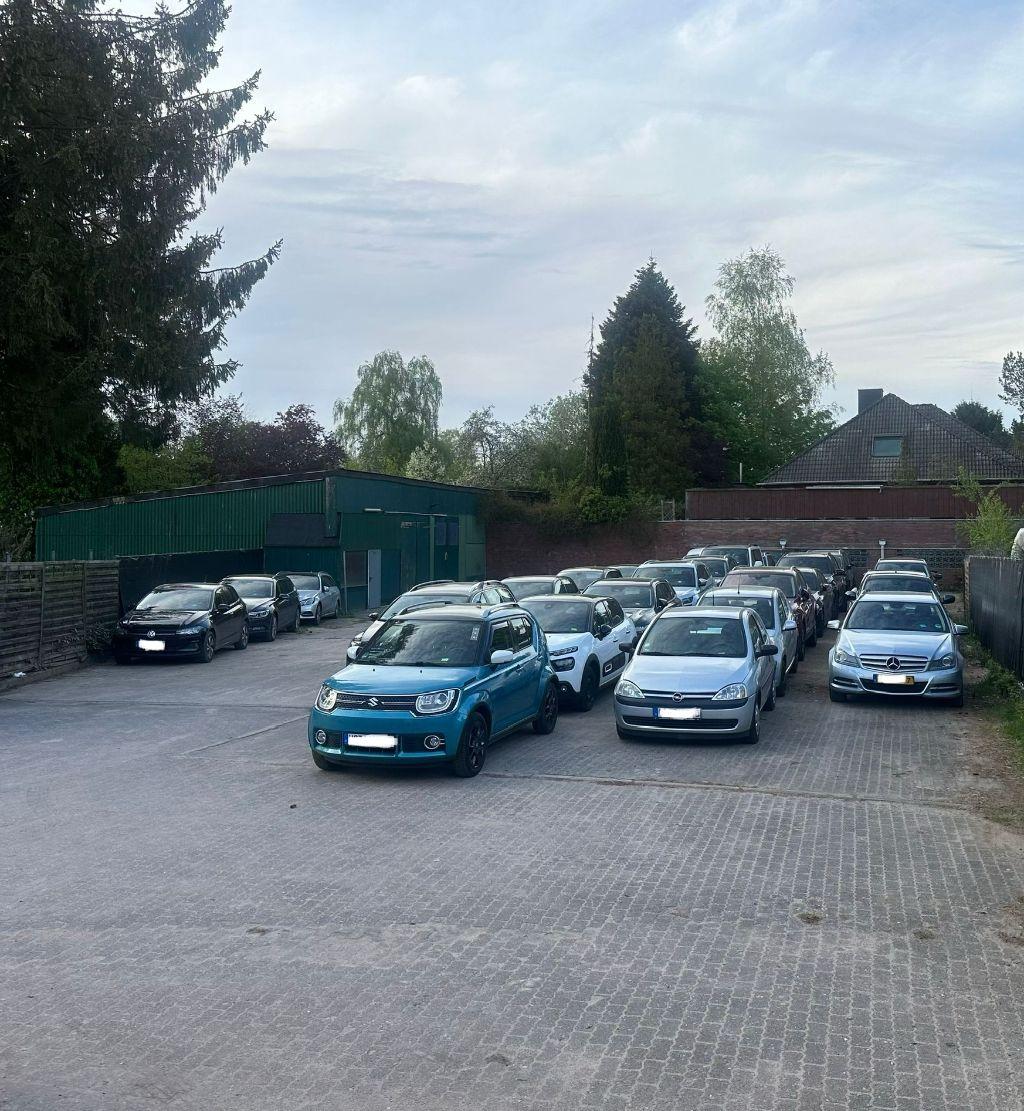 Außenparkplatz Außenparkplatz SKYPARKING