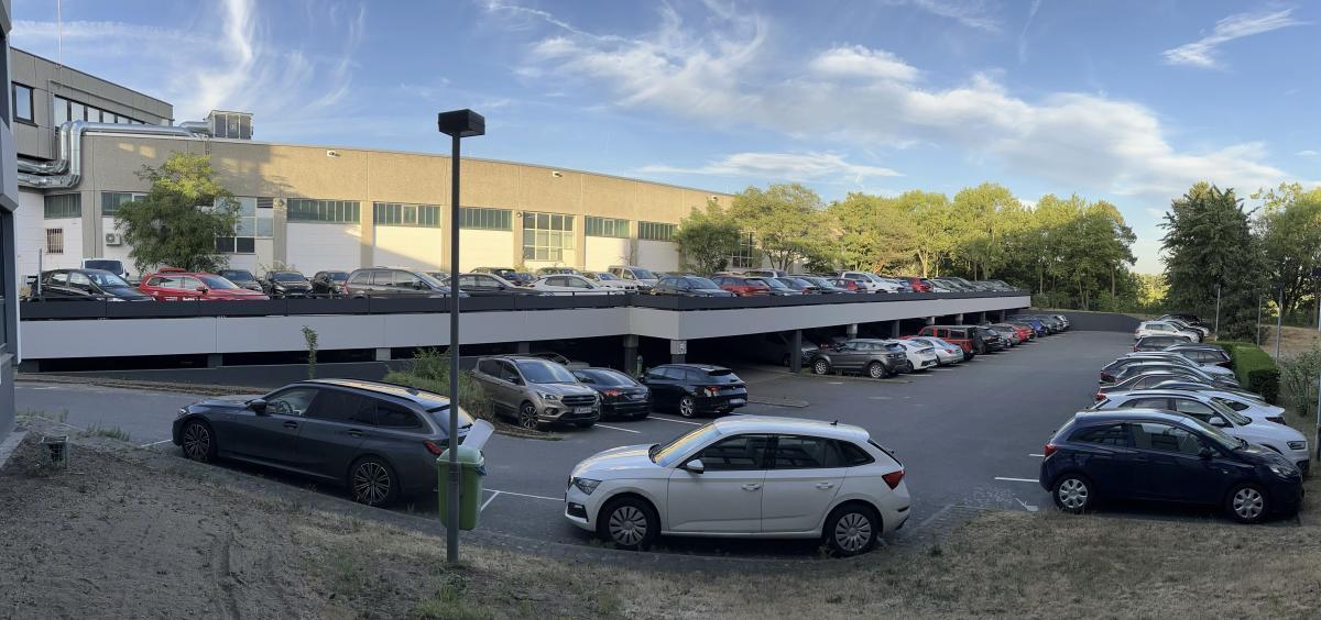 Parkdeck Mein-Flughafenparkplatz P1