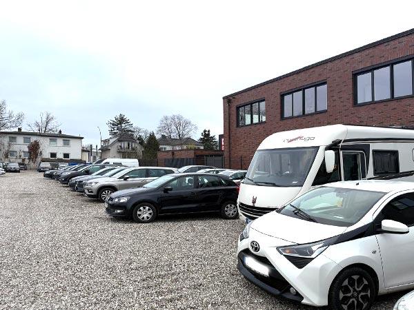 Außenparkplatz ParkandGo24 Shuttle