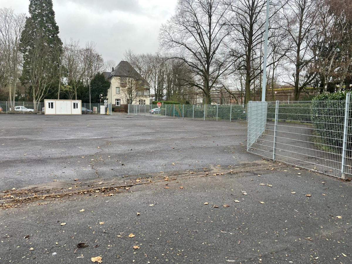 Außenparkplatz SafeParkenShuttle