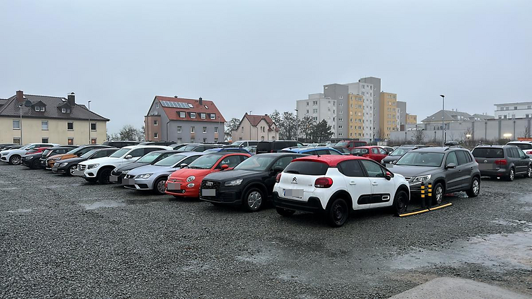 Außenparkplatz DeinParker